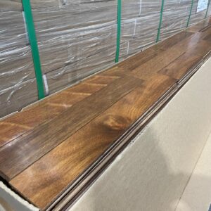 Hardwood - Sucupira - Brazilian Chestnut - 3 1/4 x 3/4" - Preta - Satin Natural Finish