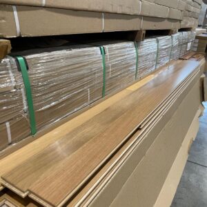 Hardwood - Brazilian Oak - 3 1/4 x 3/4 - Select - Satin Finish - Made in Brazil