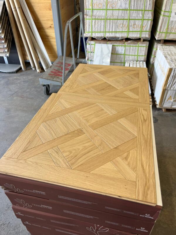 Engineered - European Oak - Design Parquet - 24x24", 15mm - Selected Grade - Natural - Natural Brushed Finish