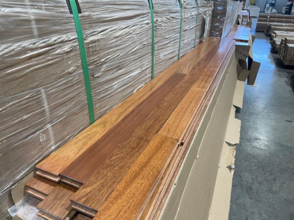 Hardwood - Jatoba - Brazilian Cherry - 2 1/4 x 3/4" - Satin - Select Natural Finish