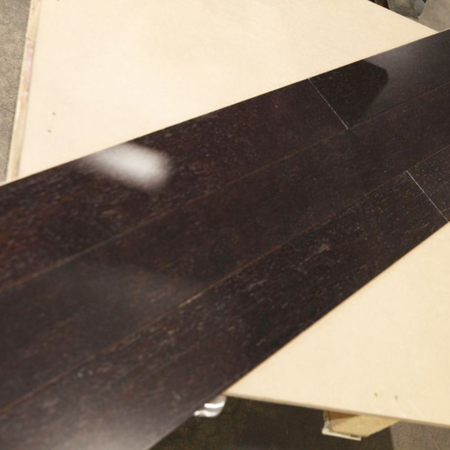Engineered – Sucupira – Mill Run – 5 1/4 x 1/2″ – Escuro #3 – 5% Gloss